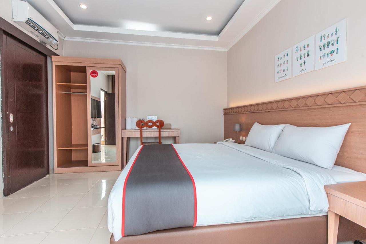 Collection O 9 Villa Ubud Anyer Exterior foto